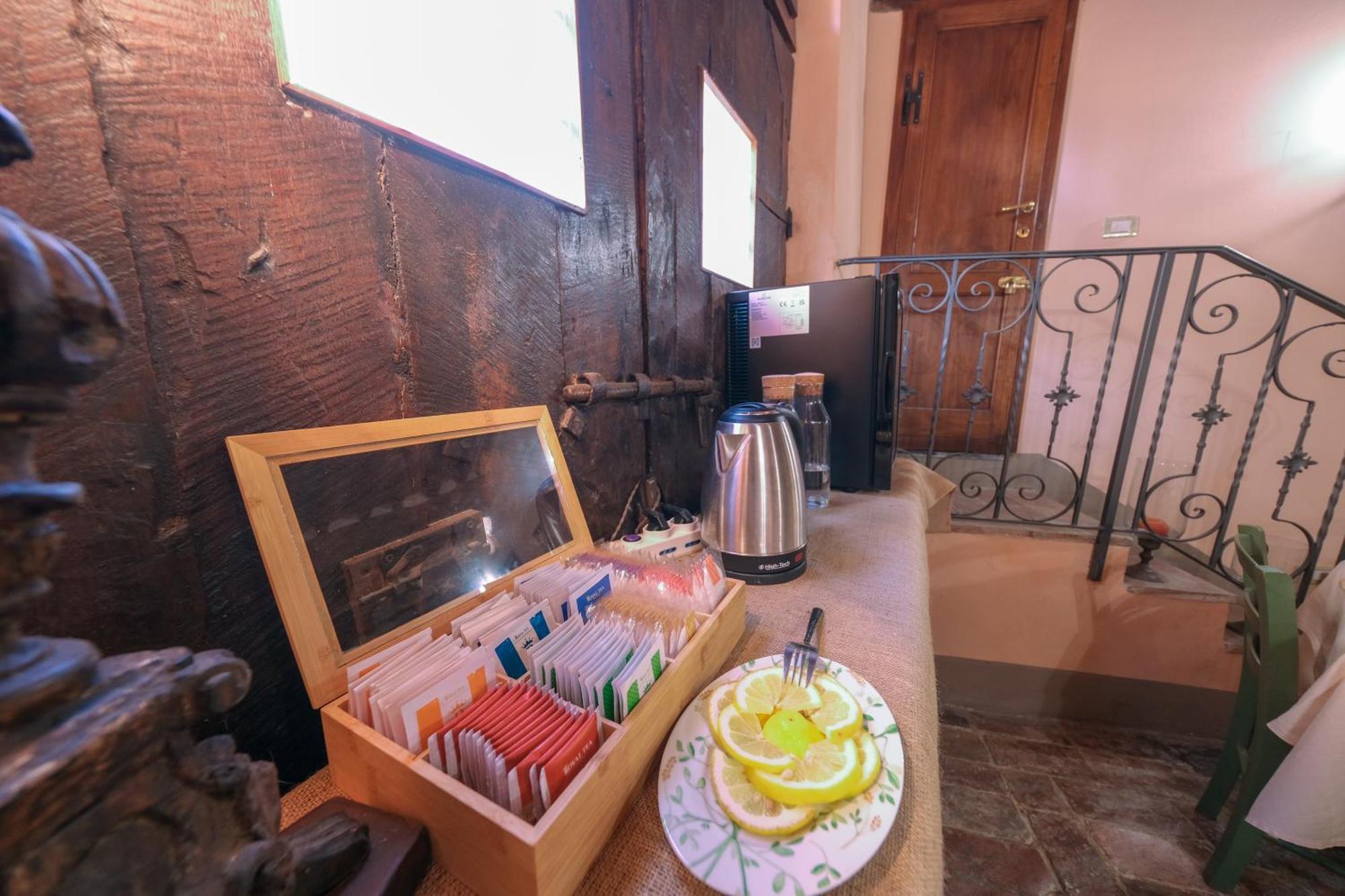 팔라야 Antica Dimora Leones B&B 외부 사진